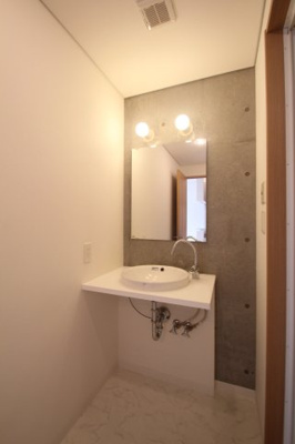 【独立洗面台】 | コートリジェール | 独立洗面台あり、毎朝おしゃれに忙しい女性の方におすすめです