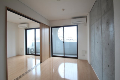 【寝室】 | コートリジェール | 落ち着いて過ごせるお部屋なので、寝室にいかがでしょうか