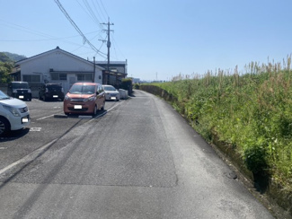 【周辺】 | サン・ブルー | 前面道路