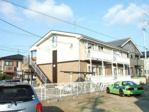 Surplus　Three千恵の駐車場