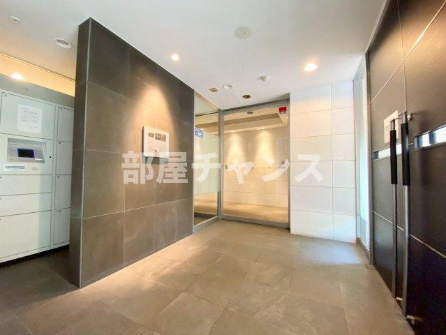 パルティール千種のエントランス