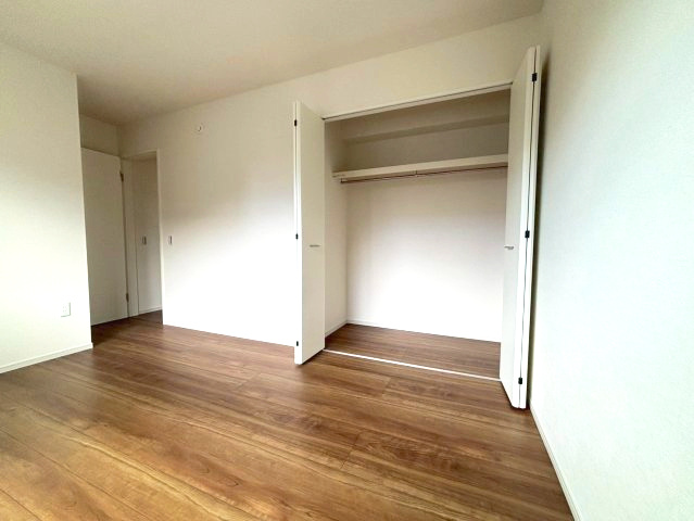 仲介手数料不要　いいねホームHomare北区梶尾町1期【北部東・北部中】の洋室