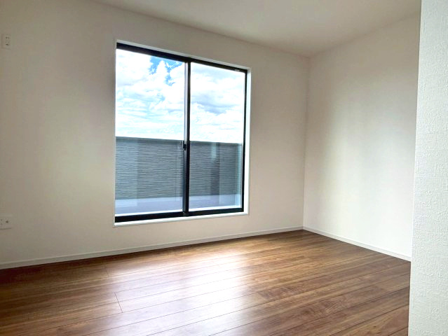 仲介手数料不要　いいねホームHomare北区梶尾町1期【北部東・北部中】の洋室