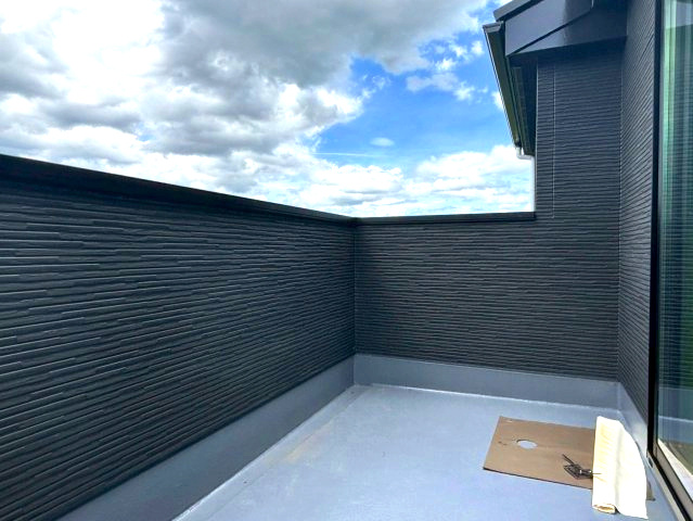 仲介手数料不要　いいねホームHomare北区梶尾町1期【北部東・北部中】のバルコニー