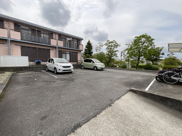 【駐車場】 | スマイルⅢ番館