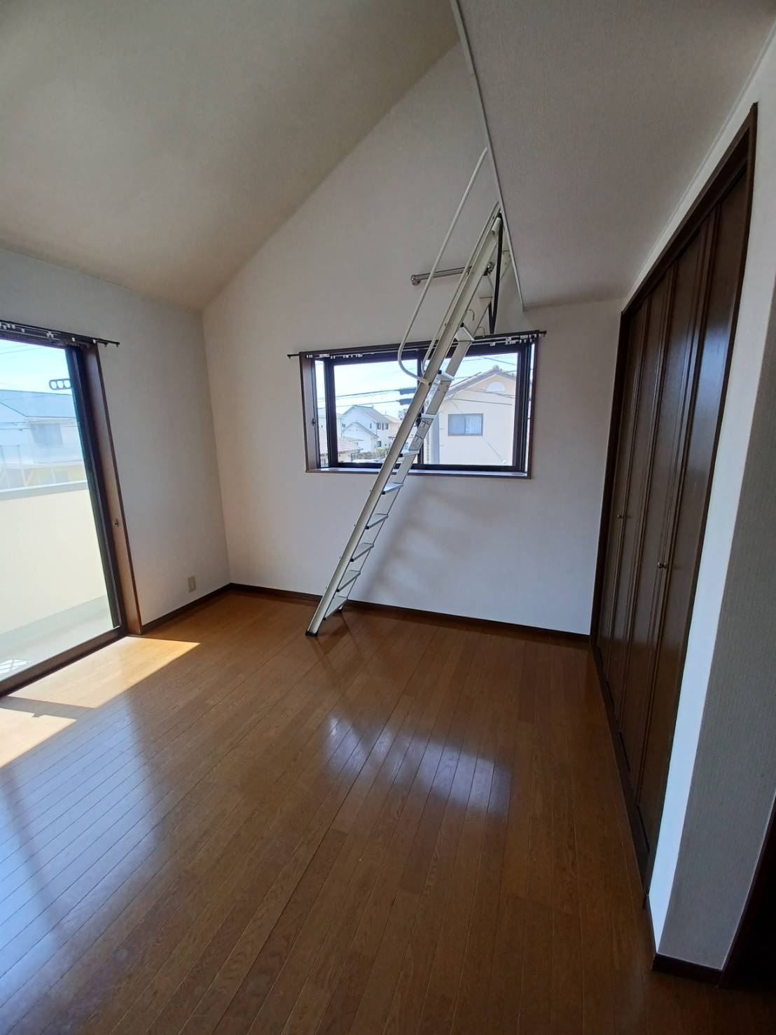 パスタイムⅢAの居間・リビング|退去前の為、同じ物件内のお部屋の参考画像となります。