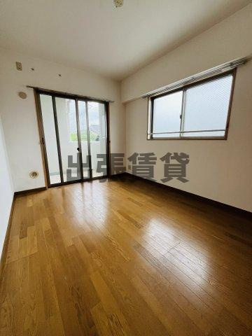 仲介手数料０円！シャルマン・ロジェの居間・リビング