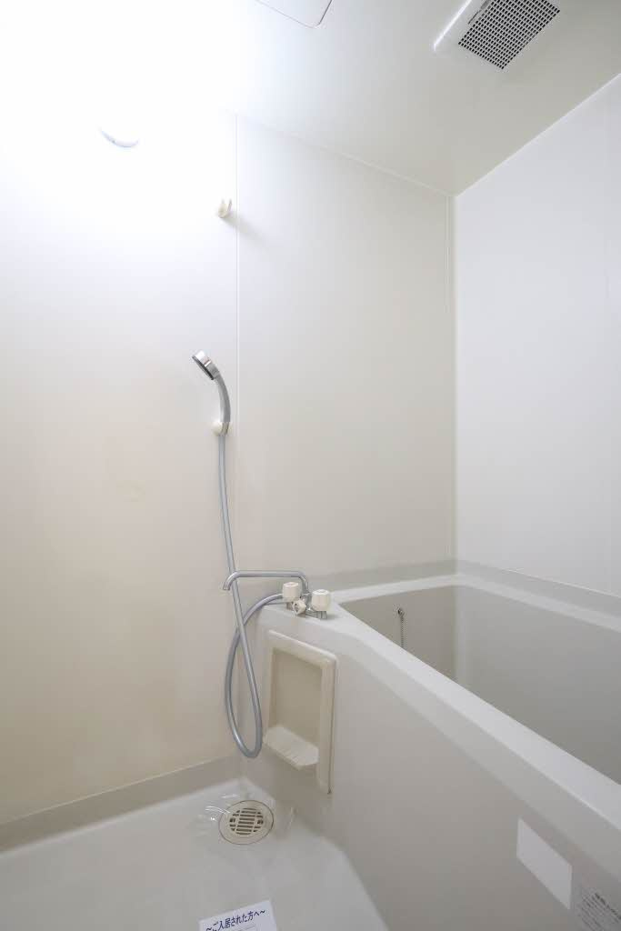 ディアスＴｍｋの浴室