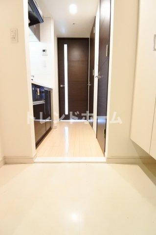 エスライズ本町東の玄関|選べる家電プランあり！！