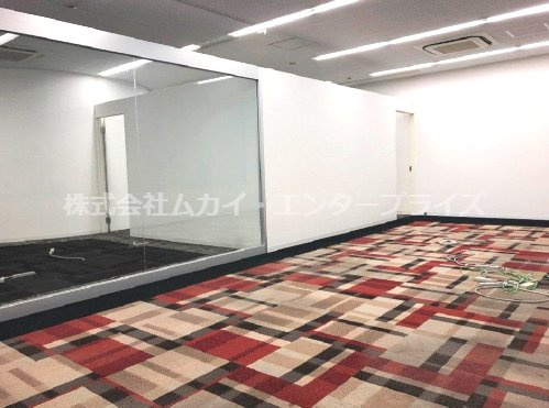 フジヒサFJ中之島ビルの内装