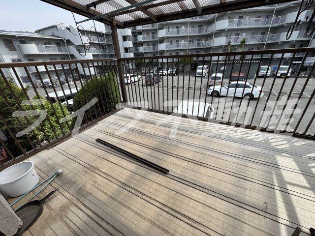 雁屋北戸建のバルコニー