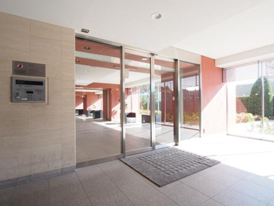 【エントランス】 | プラウド江坂