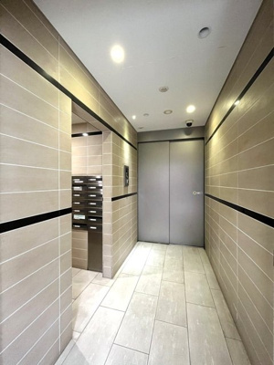 【エントランス】 | ＰＲＥＭＩＵＭ　ＣＵＢＥ　横浜