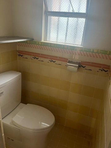 座喜味売家のトイレ