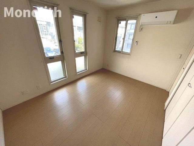 松籟軒A棟の洋室