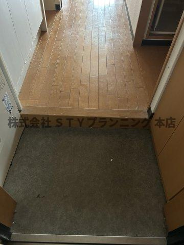 仲介手数料０円！本郷ビルISAの玄関