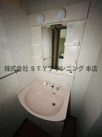 仲介手数料０円！本郷ビルISAの独立洗面台