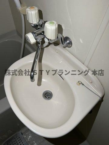 仲介手数料０円！レイール赤池の洗面所