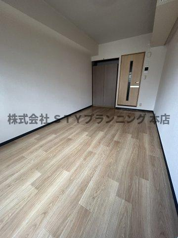 仲介手数料０円！レイール赤池の居間・リビング