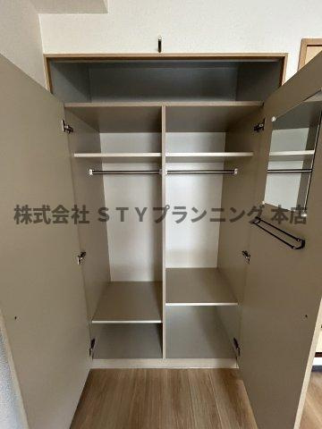 仲介手数料０円！レイール赤池の収納