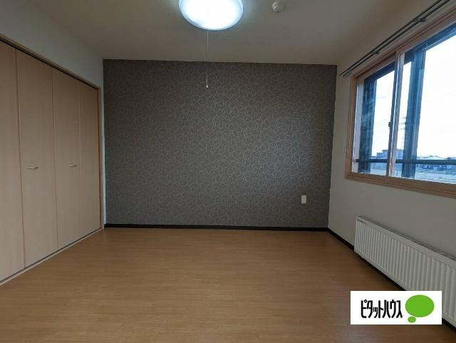 アビタパークサイド昭和中央の洋室