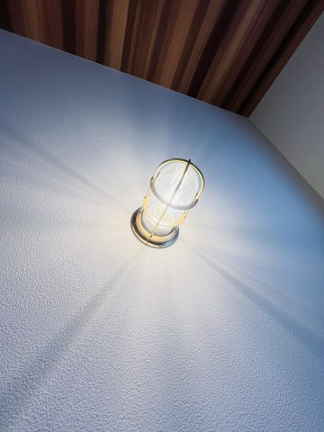 湘南に、わが家だけの絶景ビューを in 二宮の内装|細部にまで拘ったデザイン。
オーシャンビューに合わせて、マリンライトで世界観を統一。