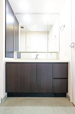 【洗面所】 | グランアルト天神タワー