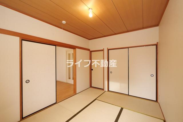 マノアール石切A棟の和室