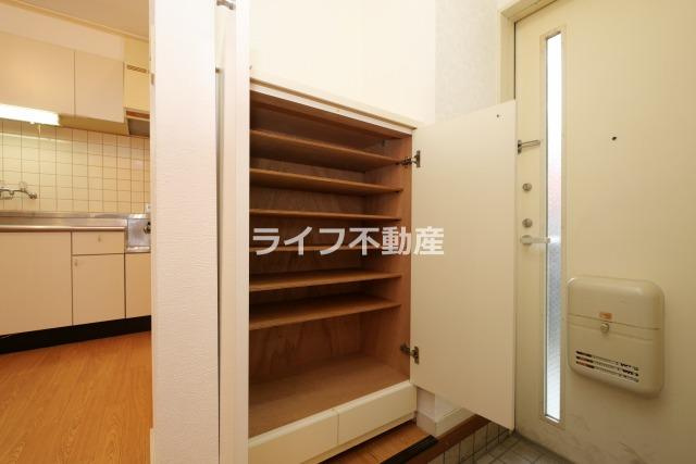 マノアール石切A棟の収納