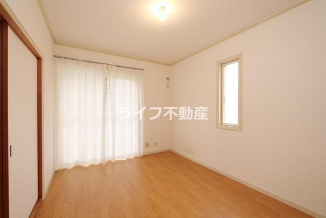 マノアール石切A棟の居間・リビング