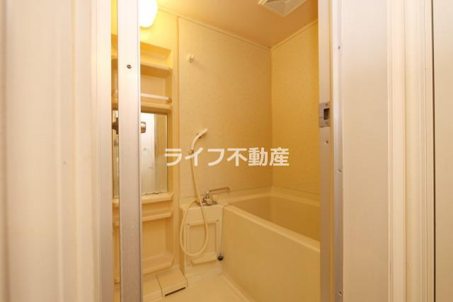 マノアール石切A棟のシャワールーム