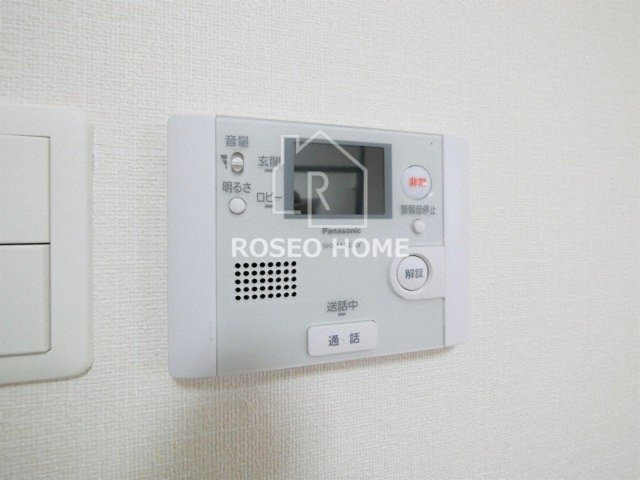 カーサラピスのセキュリティ|同マンション別部屋：参考写真