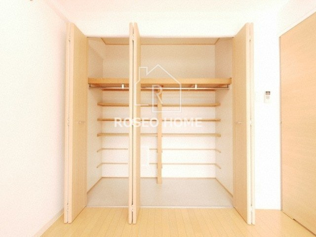 レシェンテ西梅田の収納