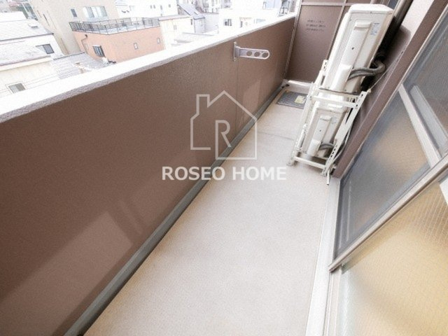 レシェンテ西梅田のバルコニー