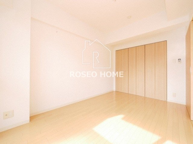 レシェンテ西梅田の洋室