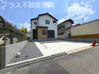 【外観】 | 現地写真。プラス不動産販売なら、現場の全ての棟をまとめてご見学頂けます。