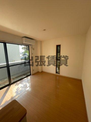 仲介手数料0円！！プレシャス植田の居間・リビング