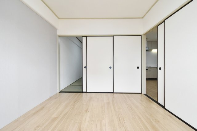 フェルザ西宮の洋室