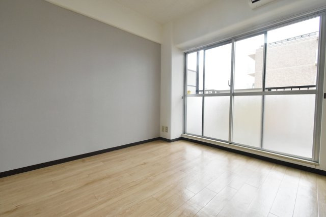 フェルザ西宮の洋室|5.5帖