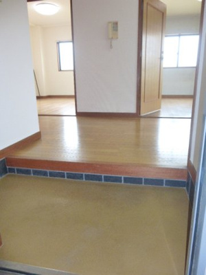 【玄関】 | リベルタ緑が丘