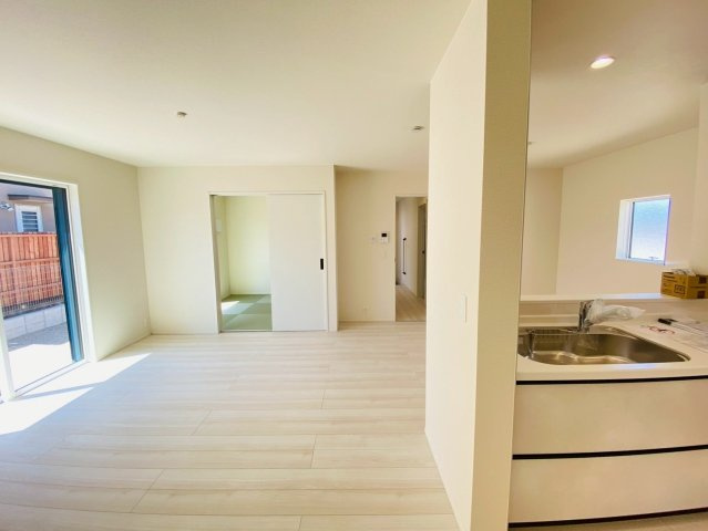 リナージュ／大津町大津第1期／２号棟の居間・リビング|内覧ご予約お待ちしております☆