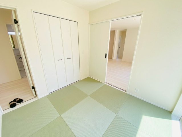 リナージュ／大津町大津第1期／２号棟の和室|畳の上でゆっくりとくつろげる和室です！お子様もごろ寝OK☆