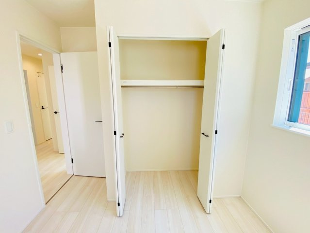 リナージュ／大津町大津第1期／２号棟の収納|大きなものも収納できそうです☆