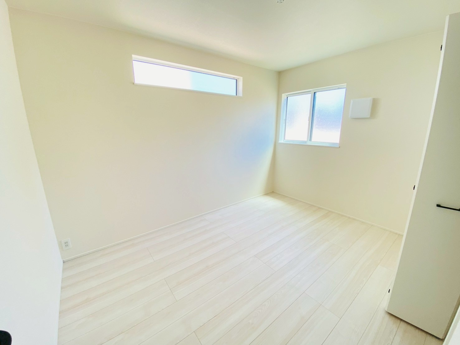 リナージュ／大津町大津第1期／２号棟の洋室|洋室3部屋・和室1室です！各部屋収納ついてます☆