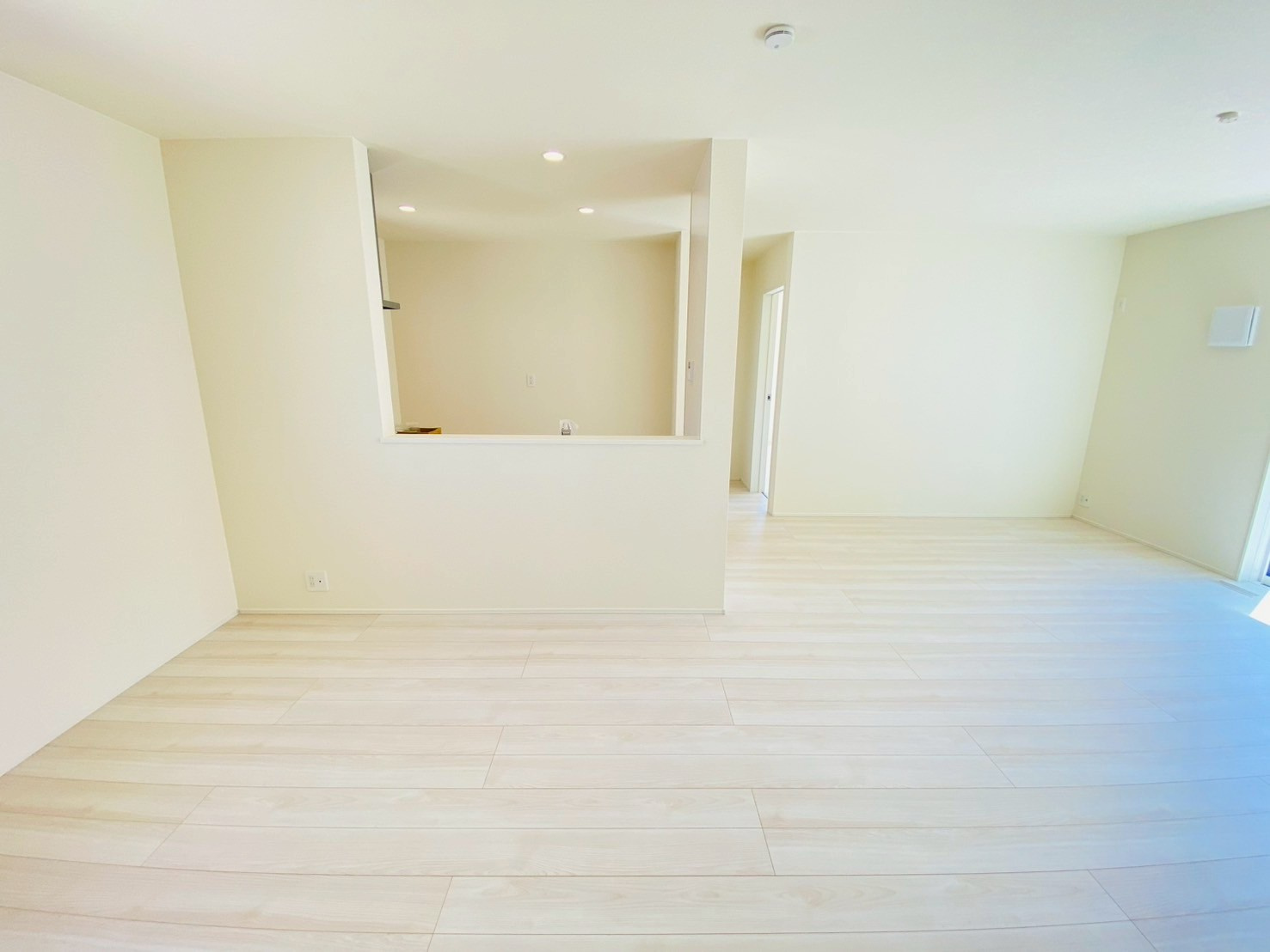 リナージュ／大津町大津第1期／２号棟の居間・リビング|リビングは18.2帖♪家族のコミニュ―ケーションの場です☆