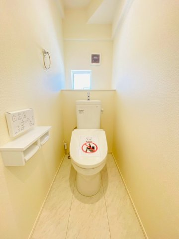 リナージュ／大津町大津24－1期／1号棟のトイレ|ウォシュレット付きです♪