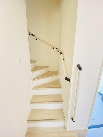 リナージュ／大津町大津24－1期／1号棟のその他|◎階段◎