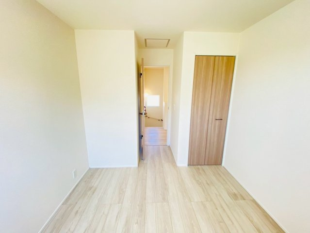 リナージュ／大津町大津24－1期／1号棟の洋室|〇2階の洋室〇勿論、各部屋に収納あります♪