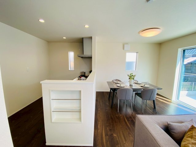 リナージュ／東区水源第1期／1号棟の居間・リビング