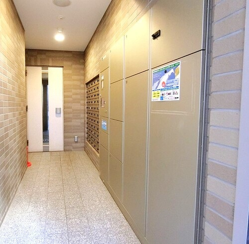 サーパス柿川通りのその他|宅配ボックス　※2022年11月の写真